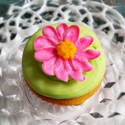 pink daisy $4.75